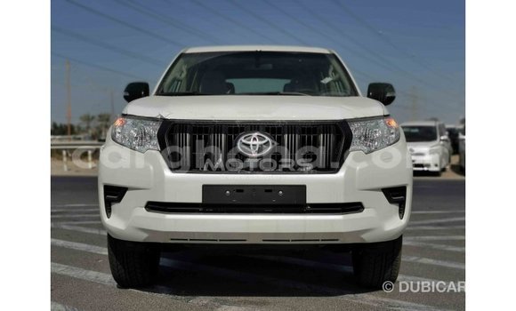 Sayi Imported Toyota Prado White Mota in Import - Dubai a Ashanti Sayi Imported Toyota Prado White Mota in Import - Dubai a Ashanti