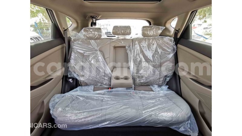 Big with watermark hyundai tucson ashanti import dubai 26171