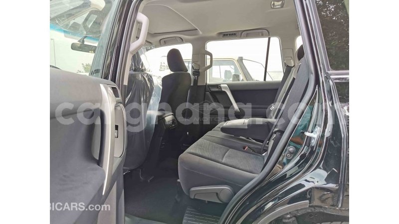 Big with watermark toyota prado ashanti import dubai 26195