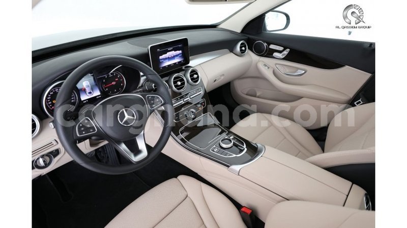 Big with watermark mercedes benz a200 ashanti import dubai 26209