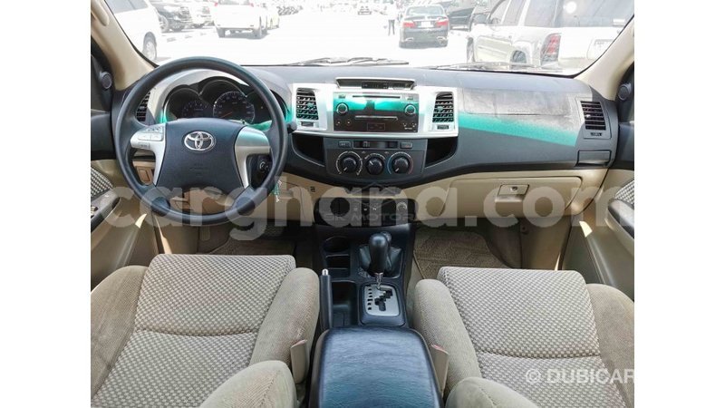 Big with watermark toyota fortuner ashanti import dubai 26212