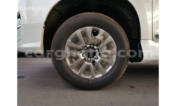 Sayi Imported Toyota Prado White Mota in Import - Dubai a Ashanti Sayi Imported Toyota Prado White Mota in Import - Dubai a Ashanti