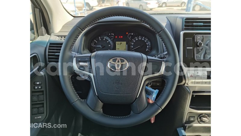 Big with watermark toyota prado ashanti import dubai 26233