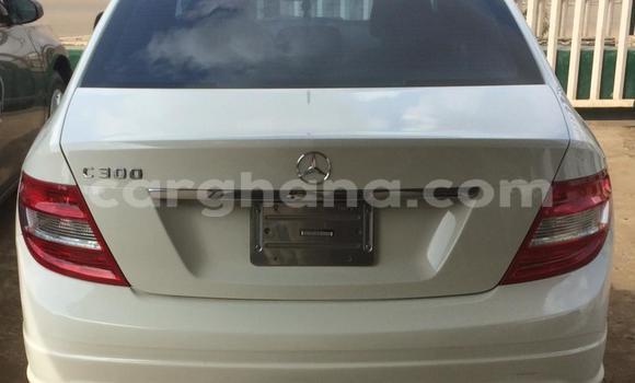 Buy Used Mercedes-Benz C-Classe White Car in Tema in Greater Accra Buy Used Mercedes-Benz C-Classe White Car in Tema in Greater Accra
