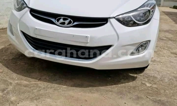 Sayi Na hannu Hyundai Elantra White Mota in Accra a Greater Accra Sayi Na hannu Hyundai Elantra White Mota in Accra a Greater Accra