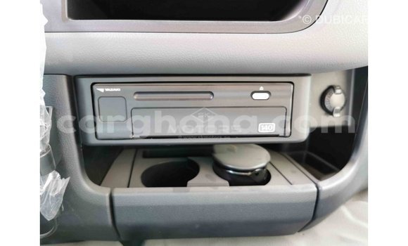 Ra Imported Toyota Coaster funfun Ọkọ̀ in Import - Dubai ni Ashanti Ra Imported Toyota Coaster funfun Ọkọ̀ in Import - Dubai ni Ashanti