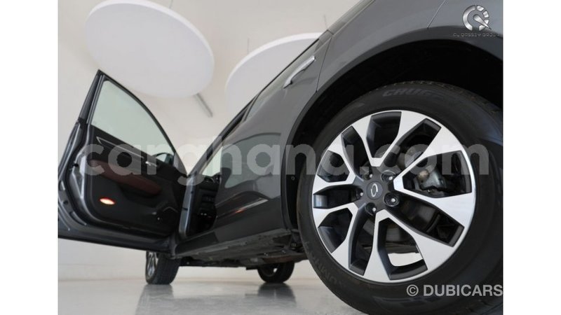 Big with watermark renault samsung qm6 ashanti import dubai 26315