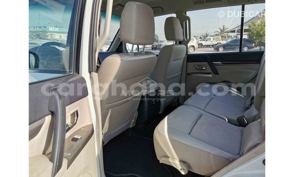 Sayi Imported Mitsubishi Pajero White Mota in Import - Dubai a Ashanti Sayi Imported Mitsubishi Pajero White Mota in Import - Dubai a Ashanti