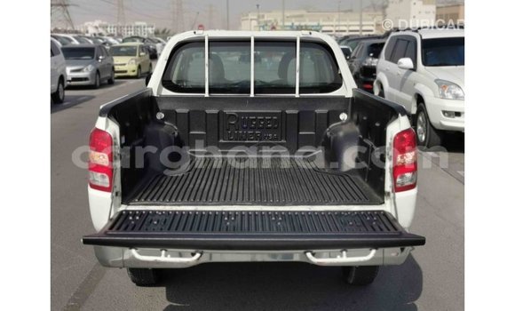 Ra Imported Mitsubishi L200 funfun Ọkọ̀ in Import - Dubai ni Ashanti Ra Imported Mitsubishi L200 funfun Ọkọ̀ in Import - Dubai ni Ashanti