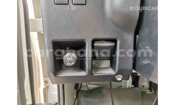 Ra Imported Toyota Coaster funfun Ọkọ̀ in Import - Dubai ni Ashanti Ra Imported Toyota Coaster funfun Ọkọ̀ in Import - Dubai ni Ashanti