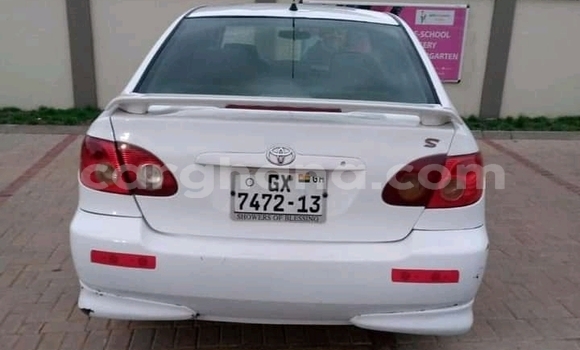 Buy Used Toyota Corolla White Car in Accra in Greater Accra Buy Used Toyota Corolla White Car in Accra in Greater Accra