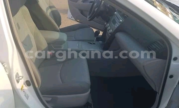 Buy Used Toyota Camry White Car in Accra in Greater Accra Buy Used Toyota Camry White Car in Accra in Greater Accra