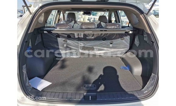 Buy Import Hyundai Tucson White Car in Import - Dubai in Ashanti Buy Import Hyundai Tucson White Car in Import - Dubai in Ashanti