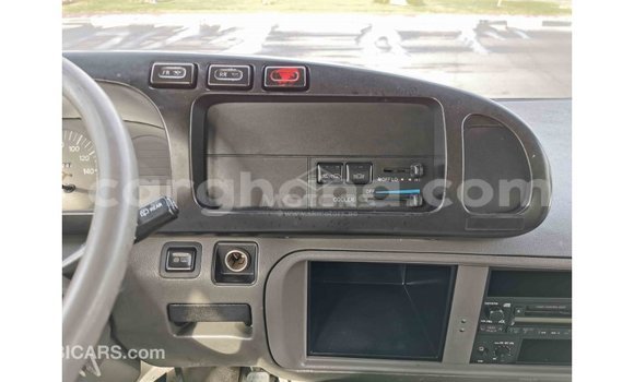 Ra Imported Toyota Coaster funfun Ọkọ̀ in Import - Dubai ni Ashanti Ra Imported Toyota Coaster funfun Ọkọ̀ in Import - Dubai ni Ashanti