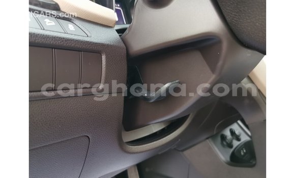 Buy Import Hyundai Santa Fe White Car in Import - Dubai in Ashanti Buy Import Hyundai Santa Fe White Car in Import - Dubai in Ashanti