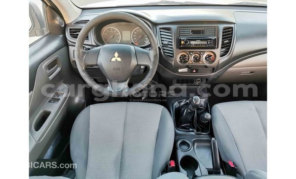 Ra Imported Mitsubishi L200 funfun Ọkọ̀ in Import - Dubai ni Ashanti Ra Imported Mitsubishi L200 funfun Ọkọ̀ in Import - Dubai ni Ashanti