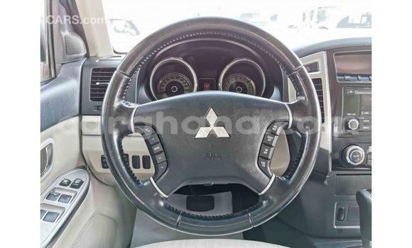 Ra Imported Mitsubishi Pajero funfun Ọkọ̀ in Import - Dubai ni Ashanti Ra Imported Mitsubishi Pajero funfun Ọkọ̀ in Import - Dubai ni Ashanti