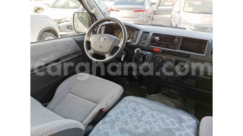 Big with watermark toyota hiace ashanti import dubai 26395