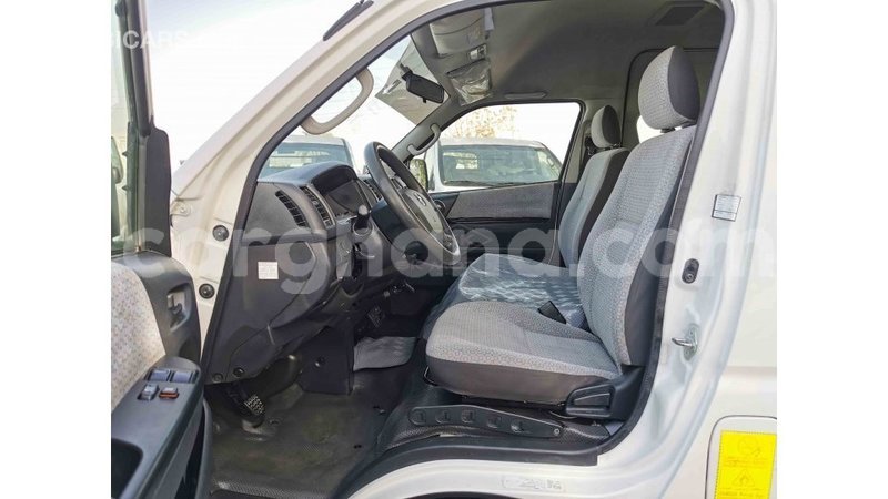 Big with watermark toyota hiace ashanti import dubai 26395