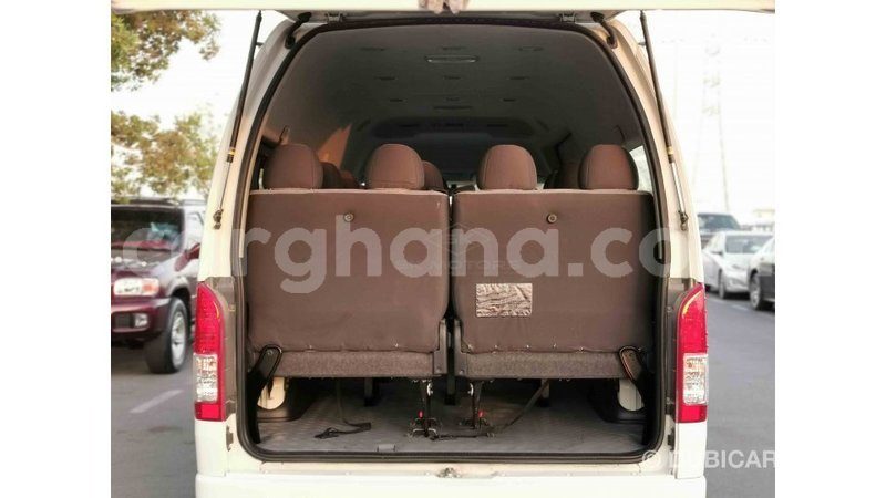 Big with watermark toyota hiace ashanti import dubai 26395