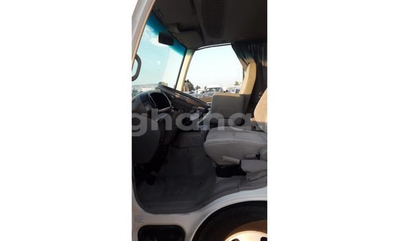 Sayi Imported Toyota Coaster White Mota in Import - Dubai a Ashanti Sayi Imported Toyota Coaster White Mota in Import - Dubai a Ashanti
