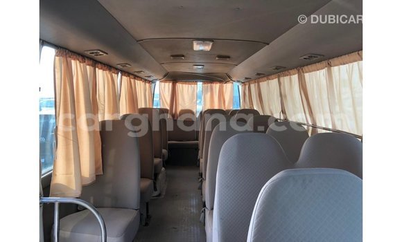 Sayi Imported Toyota Coaster White Mota in Import - Dubai a Ashanti Sayi Imported Toyota Coaster White Mota in Import - Dubai a Ashanti