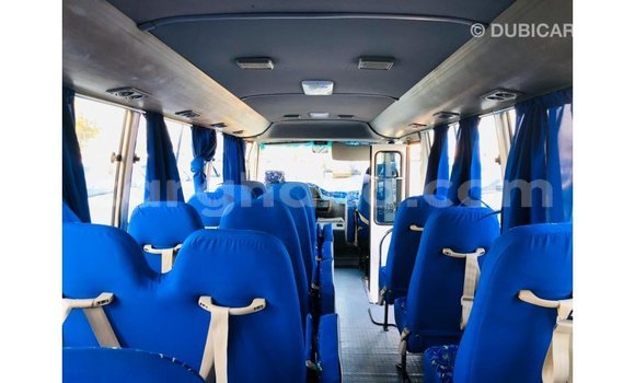 Ra Imported Toyota Coaster funfun Ọkọ̀ in Import - Dubai ni Ashanti Ra Imported Toyota Coaster funfun Ọkọ̀ in Import - Dubai ni Ashanti