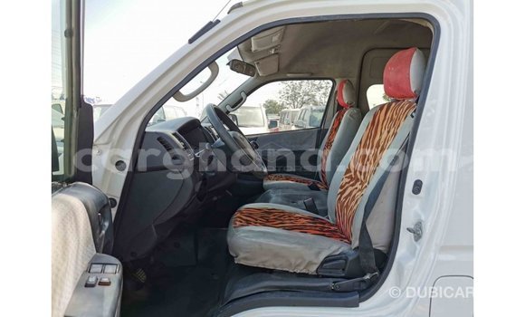Sayi Imported Toyota Hiace White Mota in Import - Dubai a Ashanti Sayi Imported Toyota Hiace White Mota in Import - Dubai a Ashanti