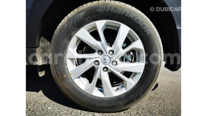 Big with watermark hyundai tucson ashanti import dubai 26423