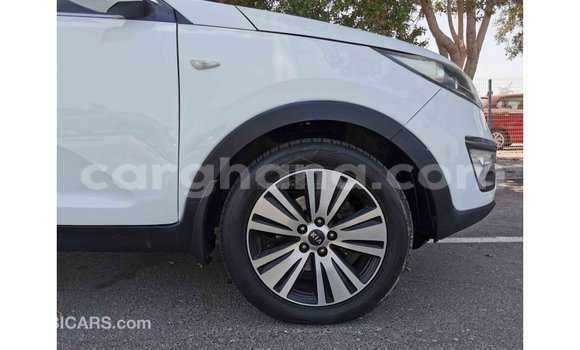 Buy Import Kia Sportage White Car in Import - Dubai in Ashanti Buy Import Kia Sportage White Car in Import - Dubai in Ashanti