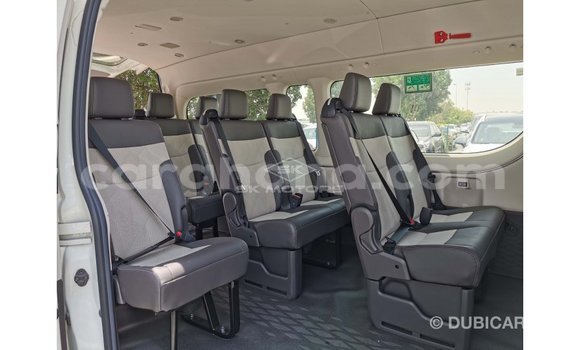 Buy Import Toyota Hiace White Car in Import - Dubai in Ashanti Buy Import Toyota Hiace White Car in Import - Dubai in Ashanti