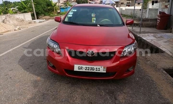Sayi Na hannu Toyota Corolla Red Mota in Accra a Greater Accra