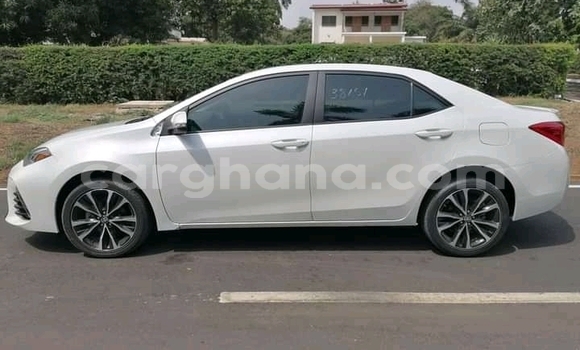 Buy Used Toyota Corolla II White Car in Accra in Greater Accra Buy Used Toyota Corolla II White Car in Accra in Greater Accra