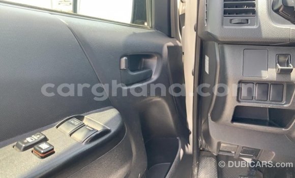 Buy Import Toyota Hiace White Car in Import - Dubai in Ashanti Buy Import Toyota Hiace White Car in Import - Dubai in Ashanti