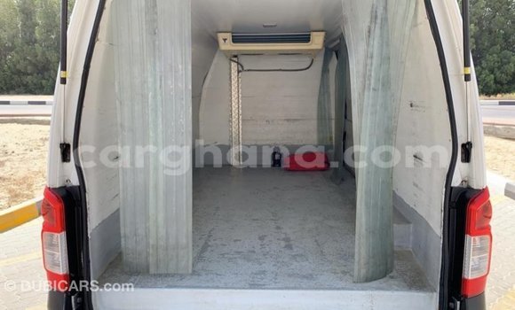 Sayi Imported Nissan Urvan White Mota in Import - Dubai a Ashanti Sayi Imported Nissan Urvan White Mota in Import - Dubai a Ashanti