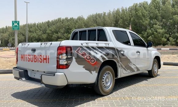 Ra Imported Mitsubishi L200 funfun Ọkọ̀ in Import - Dubai ni Ashanti Ra Imported Mitsubishi L200 funfun Ọkọ̀ in Import - Dubai ni Ashanti