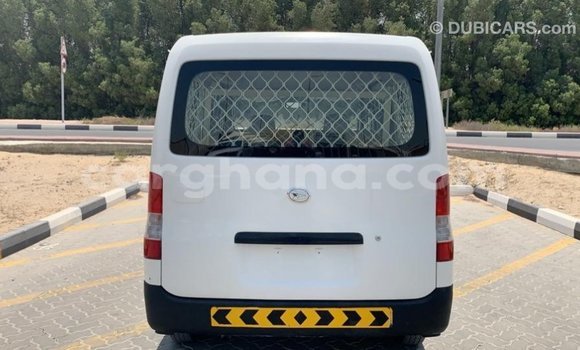 Ra Imported Daihatsu Sirion funfun Ọkọ̀ in Import - Dubai ni Ashanti Ra Imported Daihatsu Sirion funfun Ọkọ̀ in Import - Dubai ni Ashanti