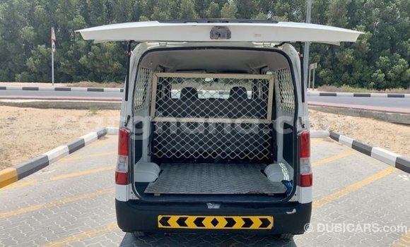 Ra Imported Daihatsu Sirion funfun Ọkọ̀ in Import - Dubai ni Ashanti Ra Imported Daihatsu Sirion funfun Ọkọ̀ in Import - Dubai ni Ashanti