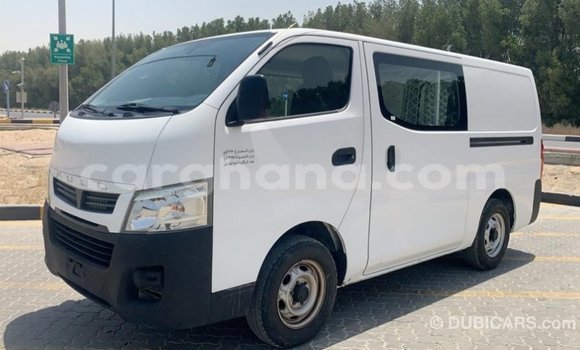 Ra Imported Mitsubishi Fuso funfun Ọkọ̀ akẹ́rù ńlá in Import - Dubai ni Ashanti Ra Imported Mitsubishi Fuso funfun Ọkọ̀ akẹ́rù ńlá in Import - Dubai ni Ashanti