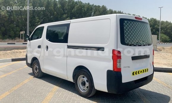 Ra Imported Mitsubishi Fuso funfun Ọkọ̀ akẹ́rù ńlá in Import - Dubai ni Ashanti Ra Imported Mitsubishi Fuso funfun Ọkọ̀ akẹ́rù ńlá in Import - Dubai ni Ashanti