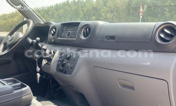 Ra Imported Mitsubishi Fuso funfun Ọkọ̀ akẹ́rù ńlá in Import - Dubai ni Ashanti Ra Imported Mitsubishi Fuso funfun Ọkọ̀ akẹ́rù ńlá in Import - Dubai ni Ashanti