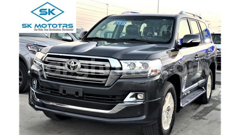 Big with watermark toyota land cruiser ashanti import dubai 26558