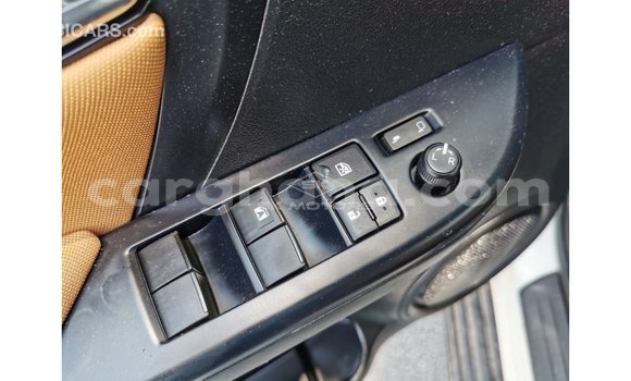 Buy Import Toyota Fortuner White Car in Import - Dubai in Ashanti Buy Import Toyota Fortuner White Car in Import - Dubai in Ashanti