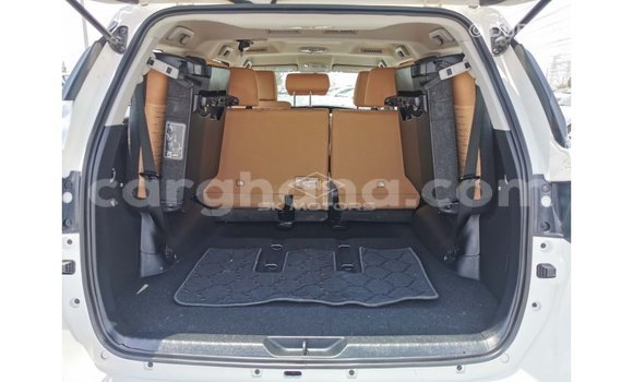 Buy Import Toyota Fortuner White Car in Import - Dubai in Ashanti Buy Import Toyota Fortuner White Car in Import - Dubai in Ashanti