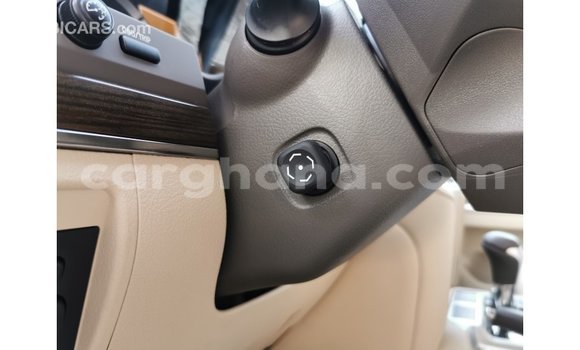 Buy Import Toyota Land Cruiser White Car in Import - Dubai in Ashanti Buy Import Toyota Land Cruiser White Car in Import - Dubai in Ashanti