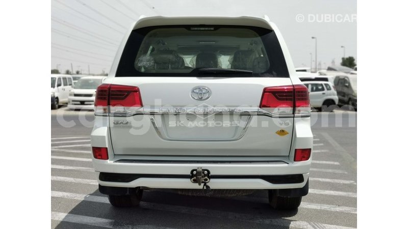 Big with watermark toyota land cruiser ashanti import dubai 26579