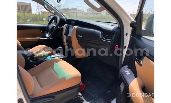 Ra Imported Toyota Fortuner funfun Ọkọ̀ in Import - Dubai ni Ashanti Ra Imported Toyota Fortuner funfun Ọkọ̀ in Import - Dubai ni Ashanti
