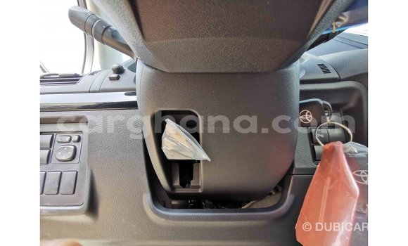 Ra Imported Toyota Prado funfun Ọkọ̀ in Import - Dubai ni Ashanti Ra Imported Toyota Prado funfun Ọkọ̀ in Import - Dubai ni Ashanti