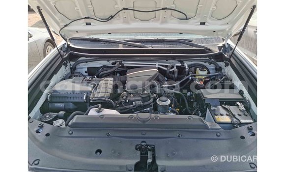 Ra Imported Toyota Prado funfun Ọkọ̀ in Import - Dubai ni Ashanti Ra Imported Toyota Prado funfun Ọkọ̀ in Import - Dubai ni Ashanti