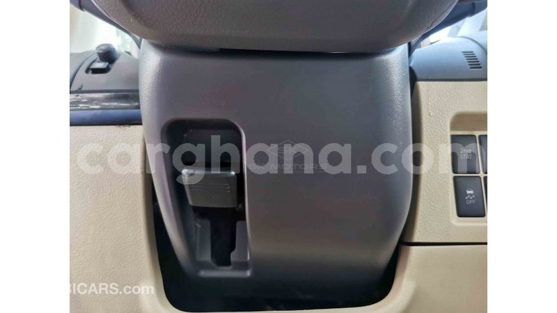 Big with watermark toyota prado ashanti import dubai 26626